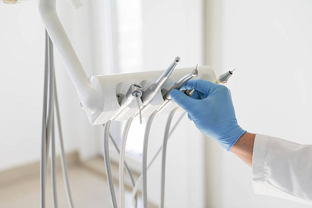 24/7 Emergency Tooth Extraction experts in West Van Lear, KY